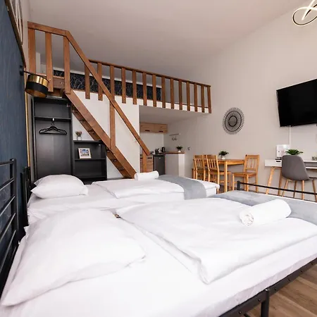 Place Hotel apartamentowy 5*
