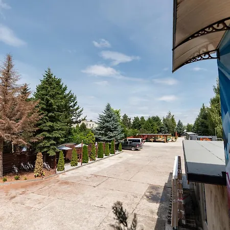 מלון דירות Place 5*