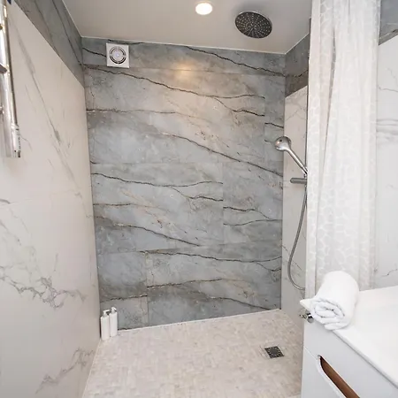 Place מלון דירות ורוצלב