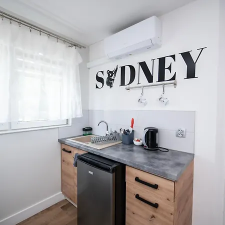 Place 5* Вроцлав