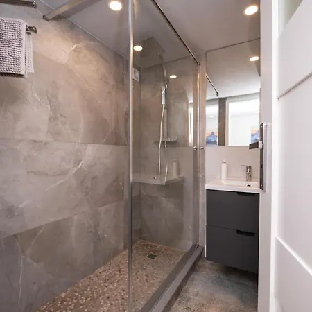 מלון דירות Place